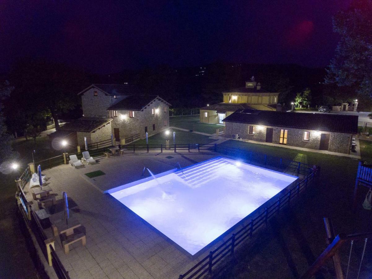 Borgopratole Countryhouse ชินโกลิ ภายนอก รูปภาพ