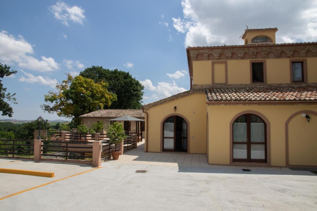 Borgopratole Countryhouse ชินโกลิ ภายนอก รูปภาพ
