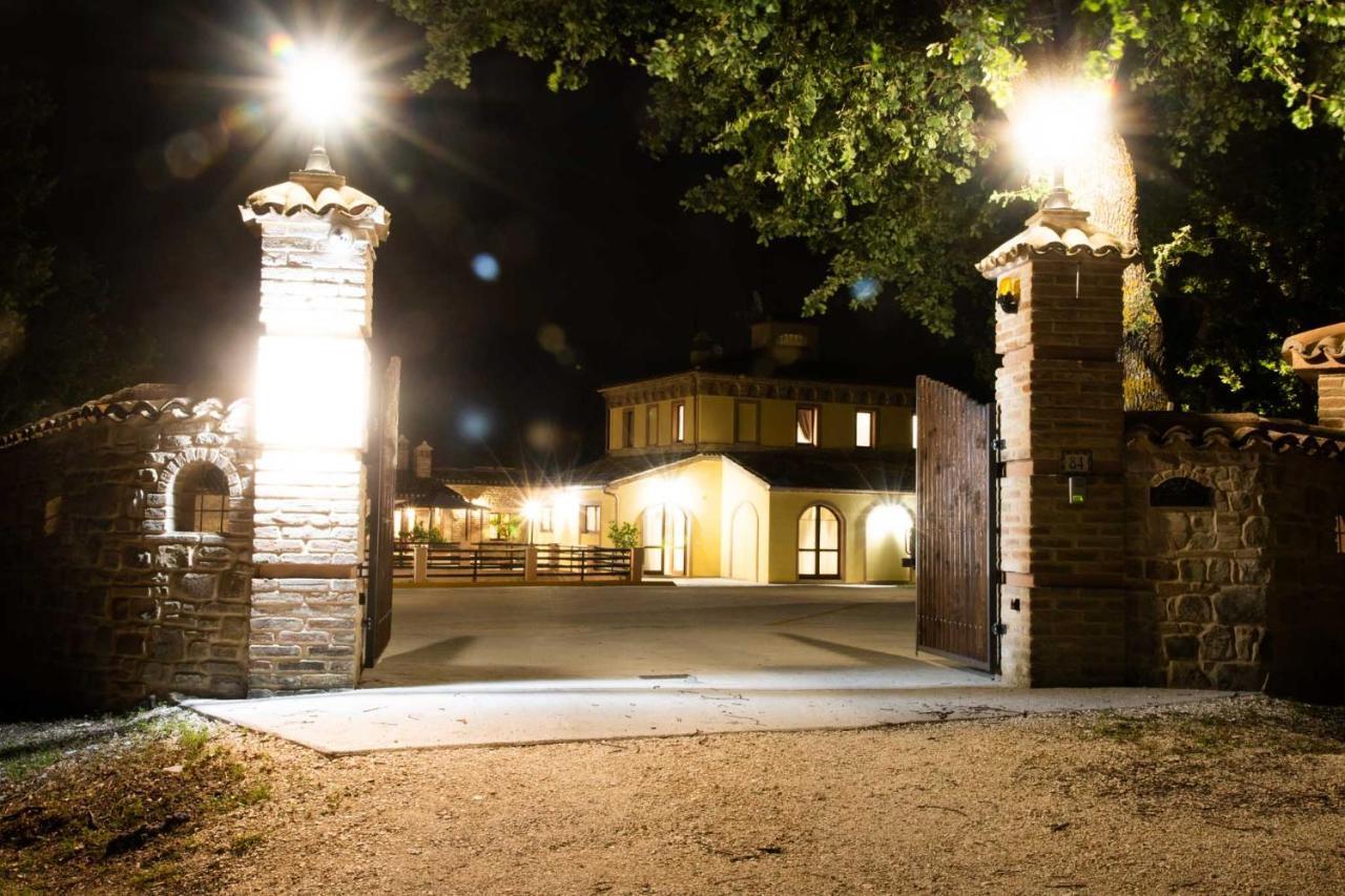 Borgopratole Countryhouse ชินโกลิ ภายนอก รูปภาพ